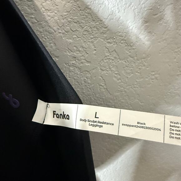 Fanka Body Sculpt Side Pocket 7/8 Leggings Black Size Large - Picture 7 of 7